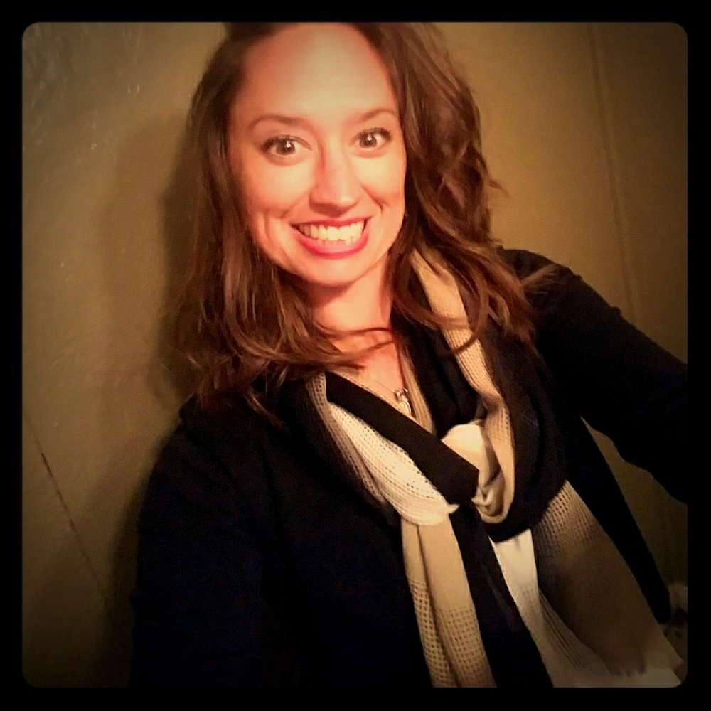 Meet your Posher, Madalyn